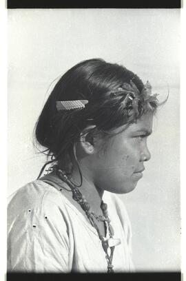 Menina Kadiwéu